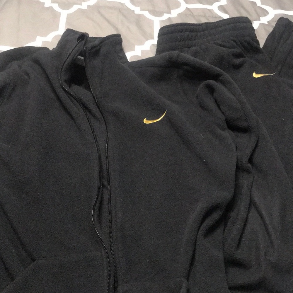Nike sweatsuit